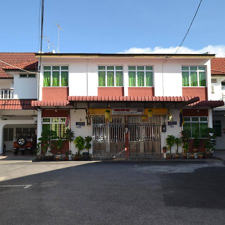Megastar Inn Vacation Stay Kangar Exterior photo